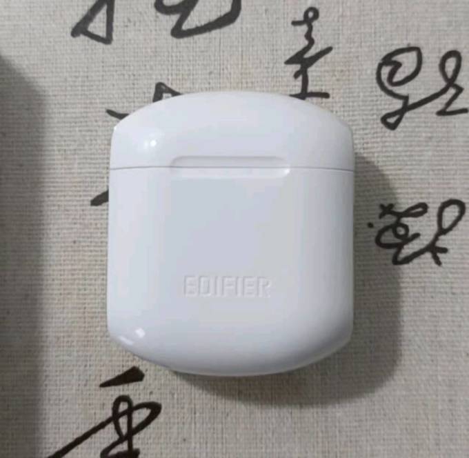 漫步者蓝牙耳机