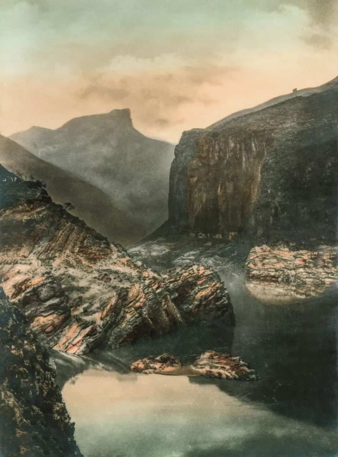 60张尘封近百年的扬子风景照，英国摄影大师镜头下的壮美三峡 | 艺术新生活