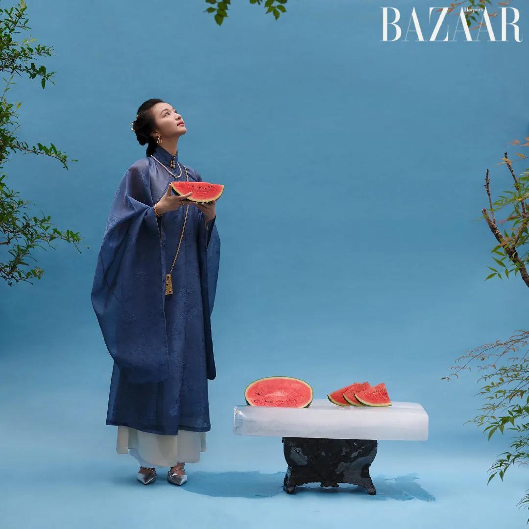 汉服与时尚碰撞的杂志封面大片打破次元壁的结合你最爱哪一套