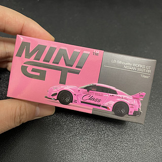 Mini GT 日产 GTR R35 粉