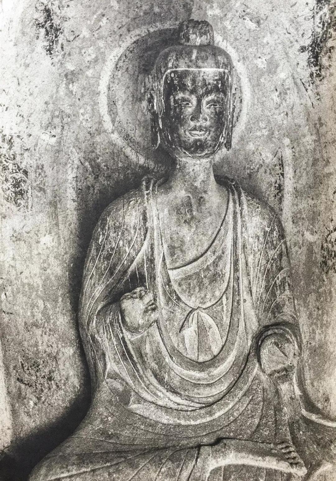 麦积山石窟，迷倒众生的“东方微笑”，冠绝于世的千年泥塑（多图，建议收藏）| 艺术新生活