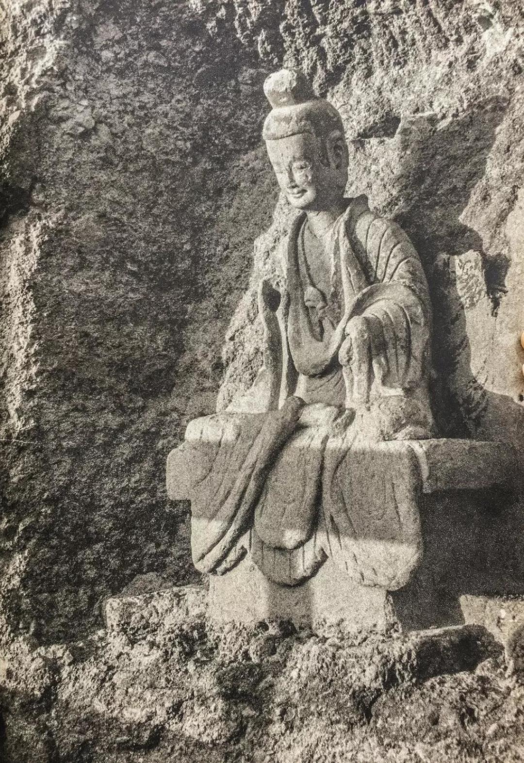 麦积山石窟，迷倒众生的“东方微笑”，冠绝于世的千年泥塑（多图，建议收藏）| 艺术新生活