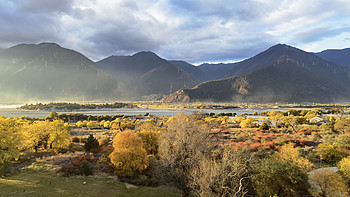 常旅客 篇七十八：【藏之南，碧云天，黄叶地，秋色连波】，云和山的彼端—西藏林芝工布庄园希尔顿酒店