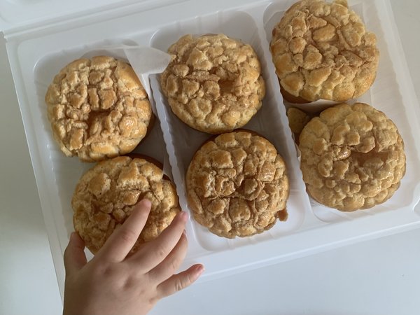 想吃菠萝包怎么办？京东生鲜来一下！