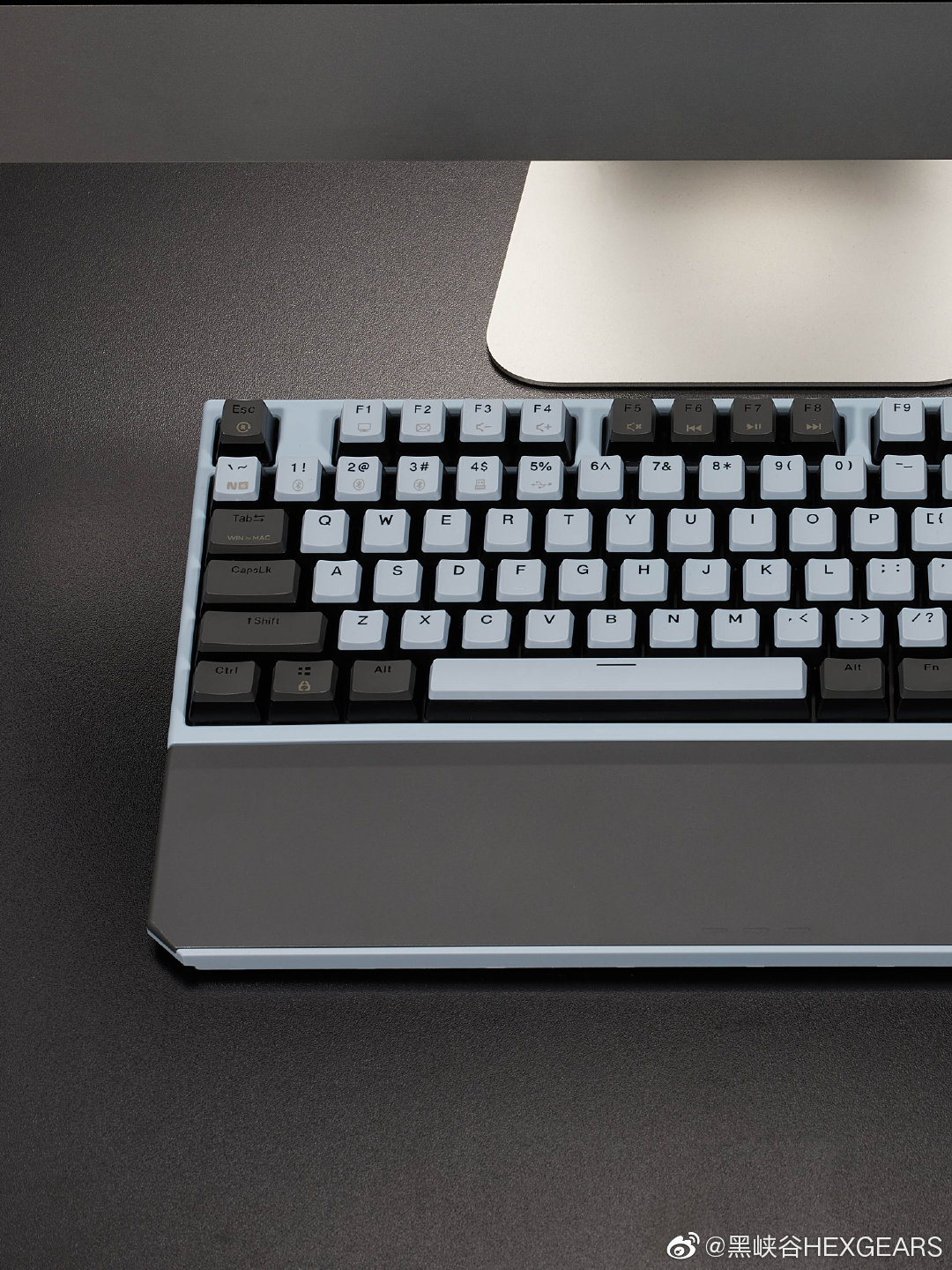 黑峡谷 X3 Pro、X5 Pro 机械键盘发布：内置双层消音棉