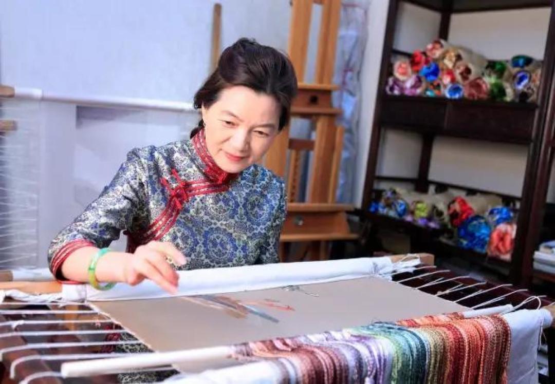 用绣花针传承文化，她是世界苏绣第一人，实至名归的“苏绣皇后”！