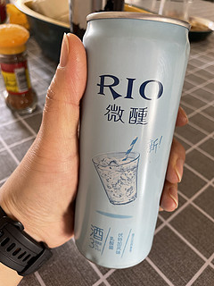 阿姨过年喝什么之RIO微醺乳酸菌