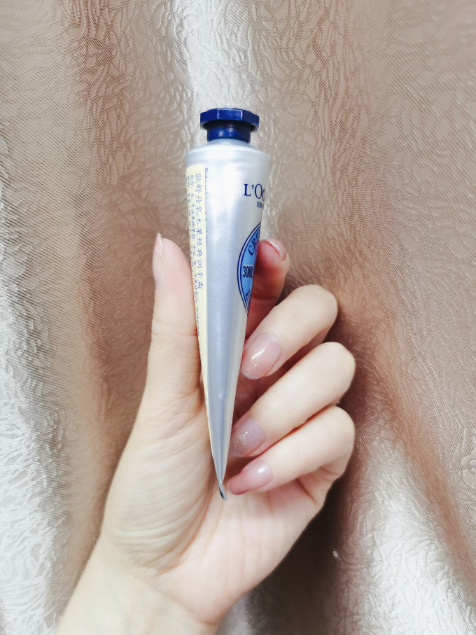 护手霜