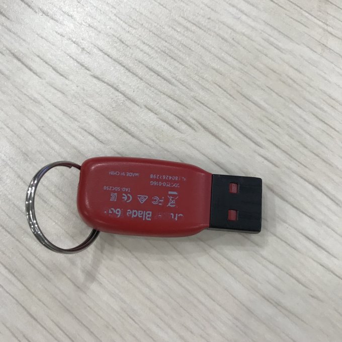 闪迪U盘
