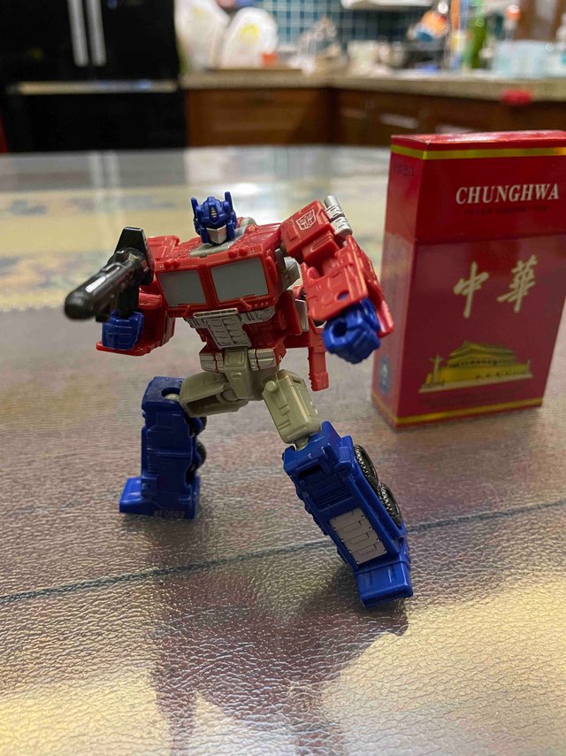 柱子！要不要来根华子？