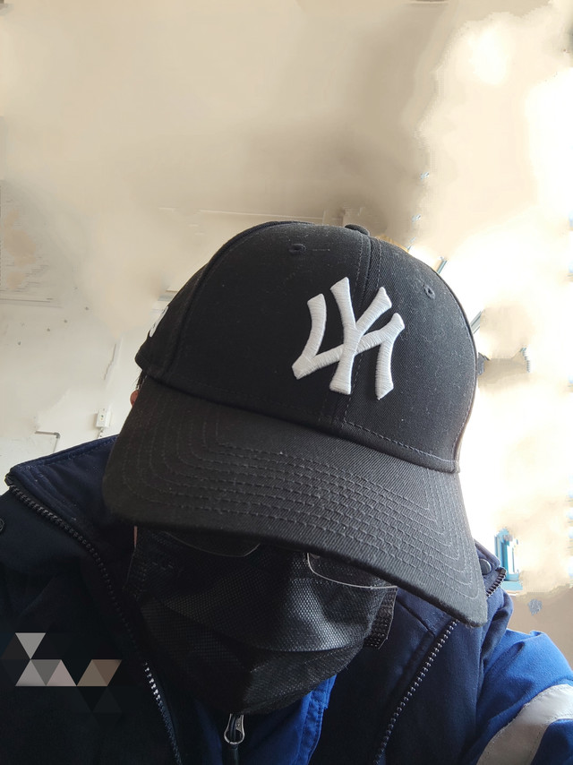 老婆花60元给我买的帽子，钓鱼戴！