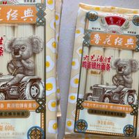 包装精美的鲁花龙须面。