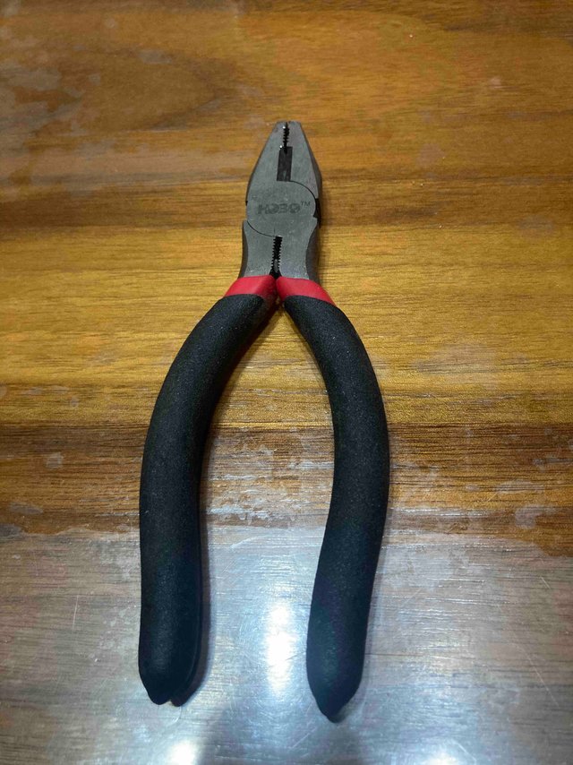 家里还是要备点小工具的，毕竟小修小补靠自