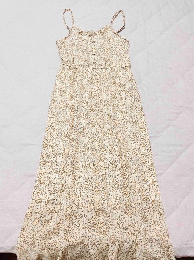 贪便宜66买的连衣裙，这画面太美我不敢拍