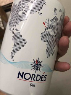 有着香水般味道的金酒