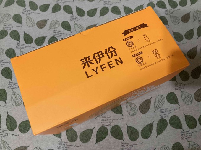 来伊份面包