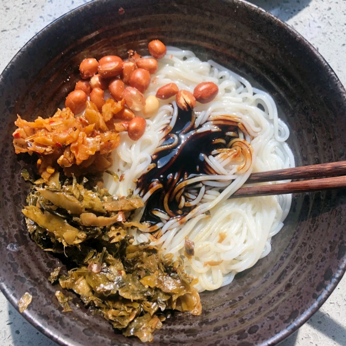阳际山野方便速食