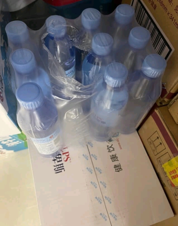 阿尔卑斯饮用水