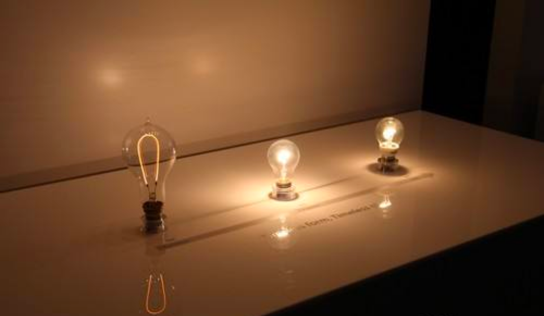 我亲自买回家6款射灯，终于搞明白20块的 VS 200块的差哪儿了！