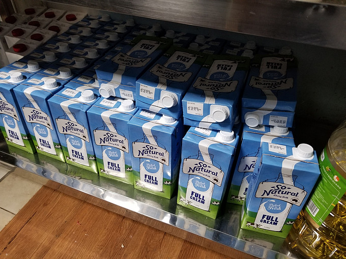 澳伯顿牛奶