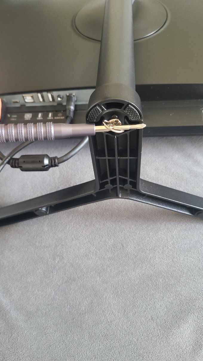 攀升显示器