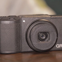 理光gr2：一个愿意塞在口袋的相机