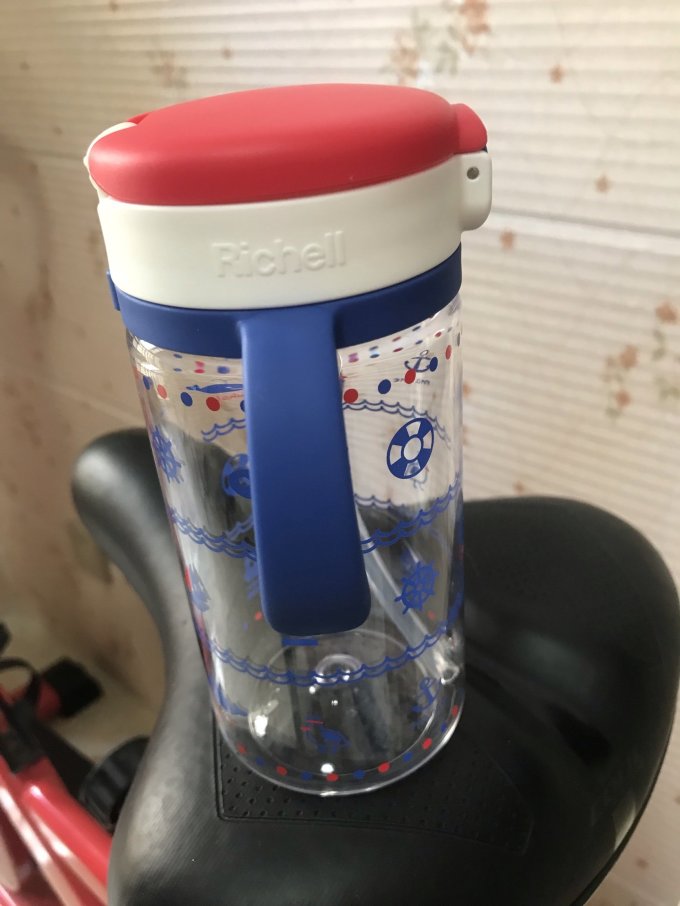 利其尔婴幼儿水杯