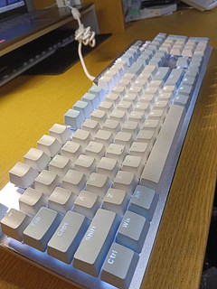 蓝天白云绝色键盘分享。