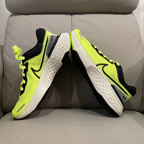 超舒服的跑鞋NIKE ZOOMX INVINCIBLE RUN FK