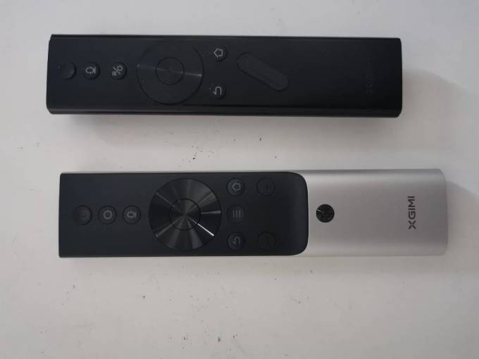 极米投影投影仪