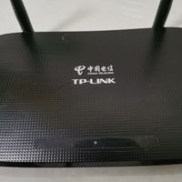 办理宽带送的路由器，用起来很不错！