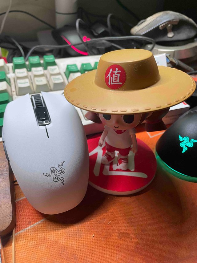 小手的雷蛇八岐大蛇轻量化的双模鼠