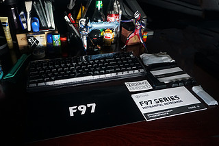 给自己的硬核礼物F97黑武士三模机械键盘