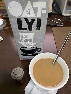 家里的星巴克瑞幸--OATLY咖啡大师