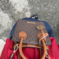 MICHAEL KORS