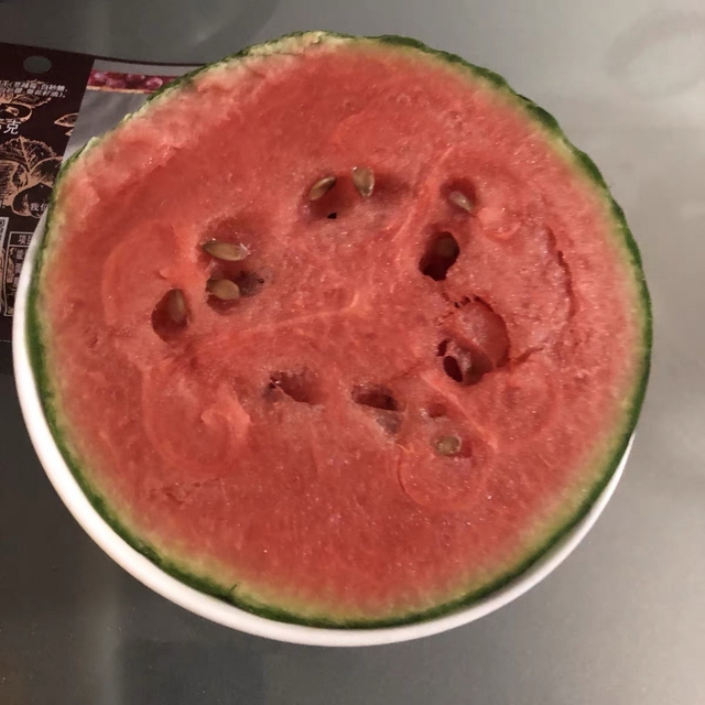 网购的西瓜🍉，真不错👍