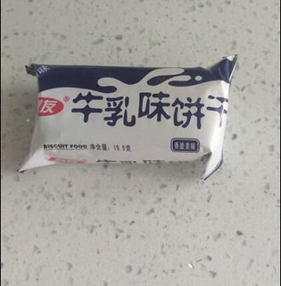 嘉友牛乳饼干