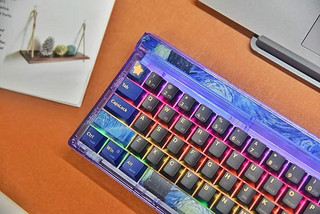 颜值高，打字带感的RGB机械键盘