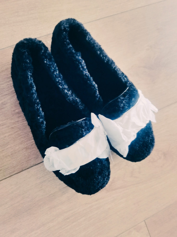 热风女士休闲鞋