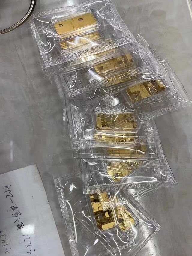 金饰品时尚且百搭