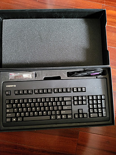 经典青轴键盘g80-3000