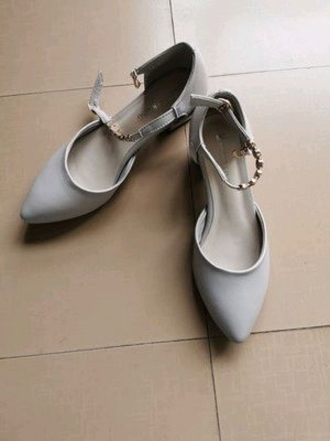 女士单鞋