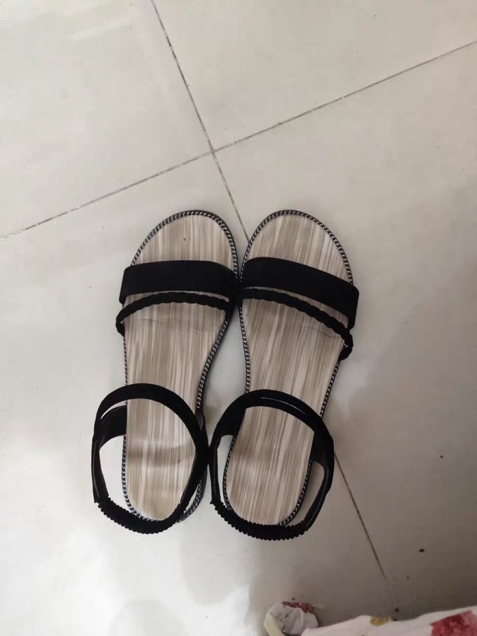 女式拖鞋