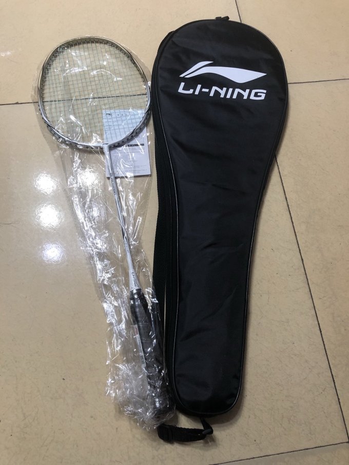 李宁羽毛球拍