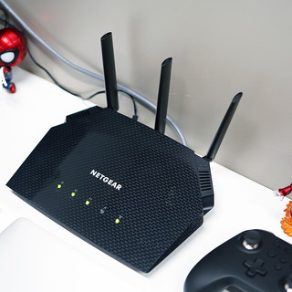 网件RAX10 Wi-Fi 6电竞路由器，降低游戏延时，速度稳定为先