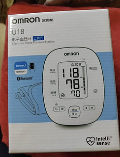 欧姆龙 (OMRON) 电子血压计