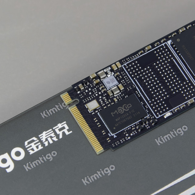 PCIe 3.0性能天花板，读取超3.5GB/s！金泰克速虎TP3500 SE 512GB评测