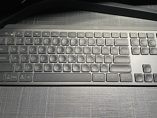 MX KEYS——机械键盘外的另一种选择