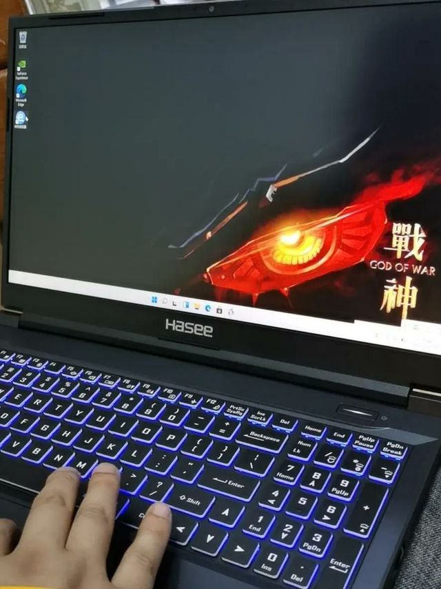 神舟 笔记本电脑