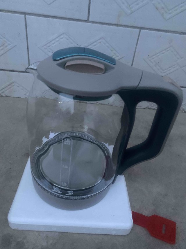 透明热水壶，看的见的沸腾！
